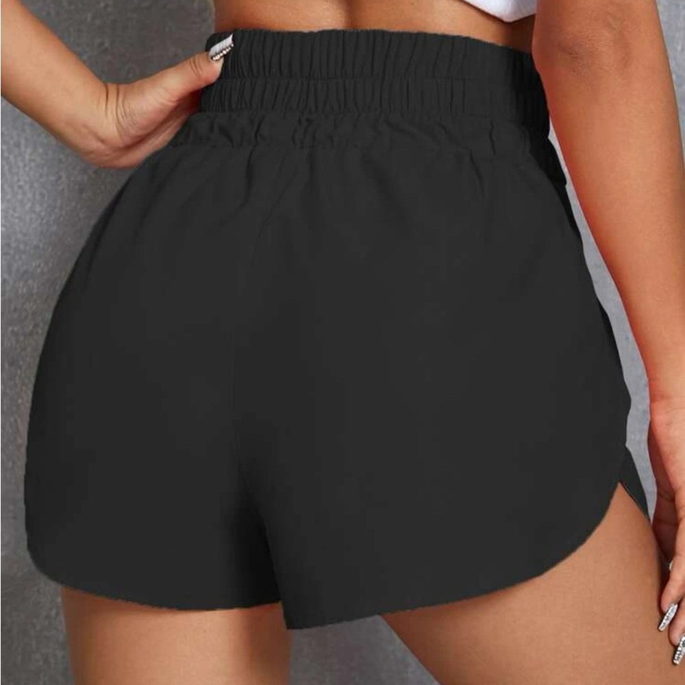 Onyx Black Wide Band Active Shorts - Picture 2 of 2